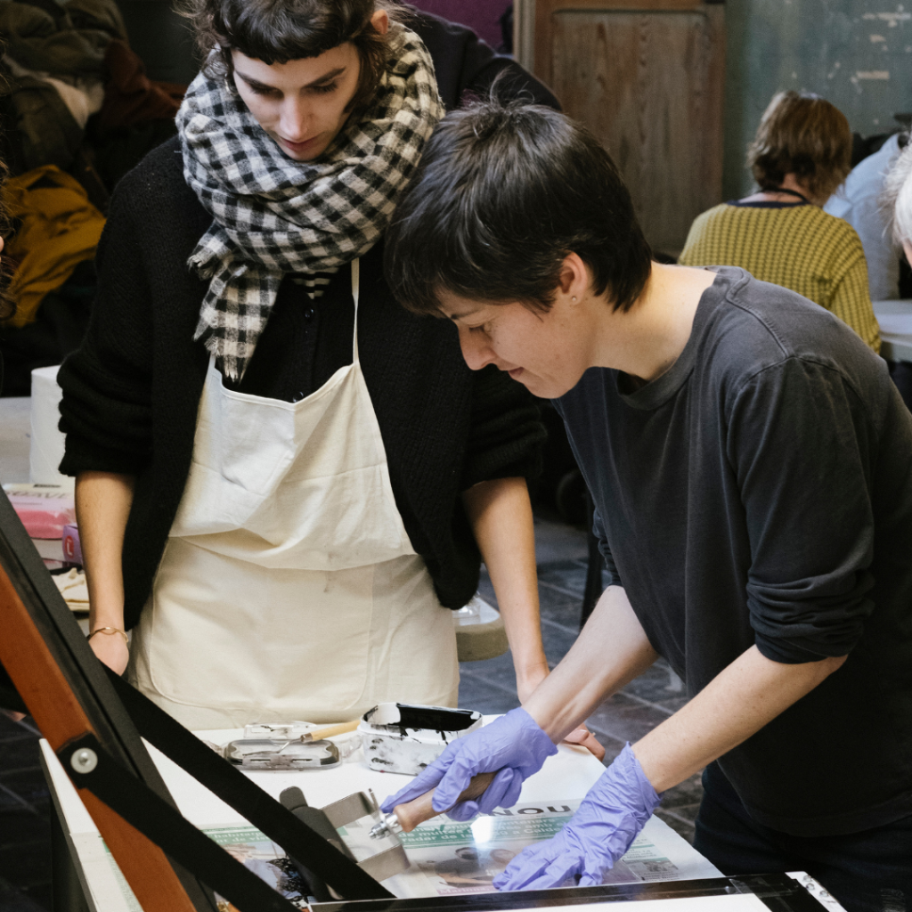 Batecs d'una premsa menuda. Manifesta 15