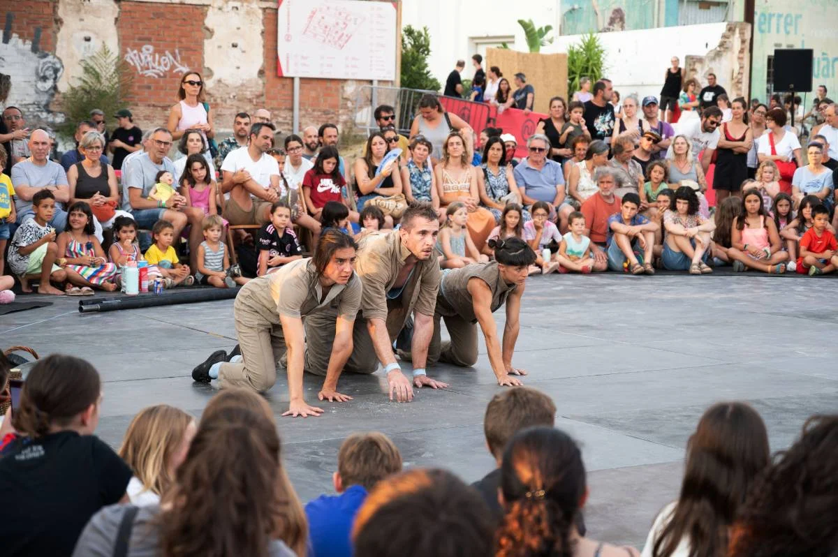 2a setmana d'Obert x vacances: "CLAM" de la cia. Fèmut | © Toni Torrillas - Roca Umbert Fàbrica de les Arts